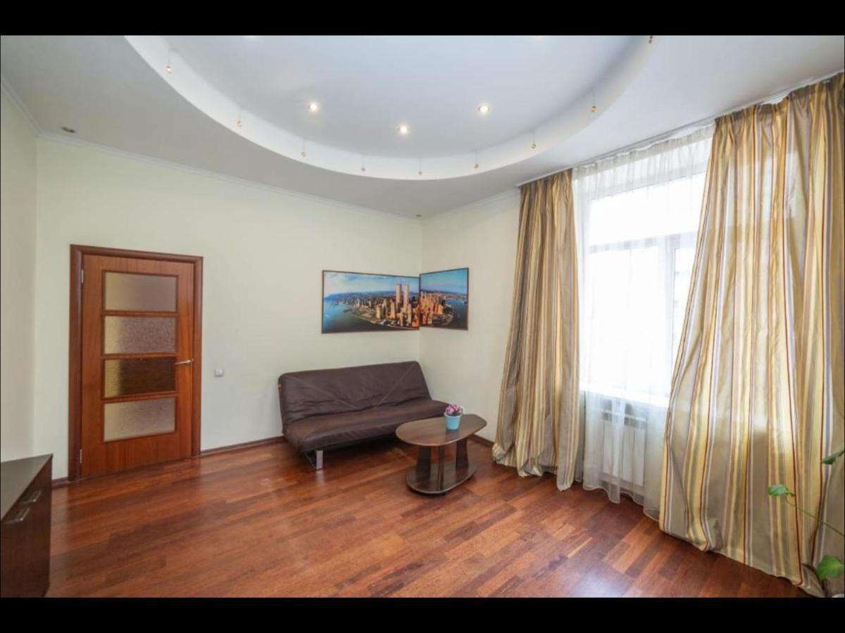 Kievapart Apartamento Exterior foto